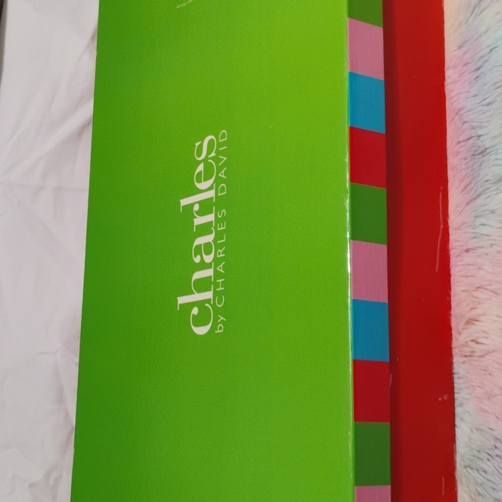 New Charles By Charles David Tall Black Stretch Boots Sz.9 W Box - Picture 15 of 15